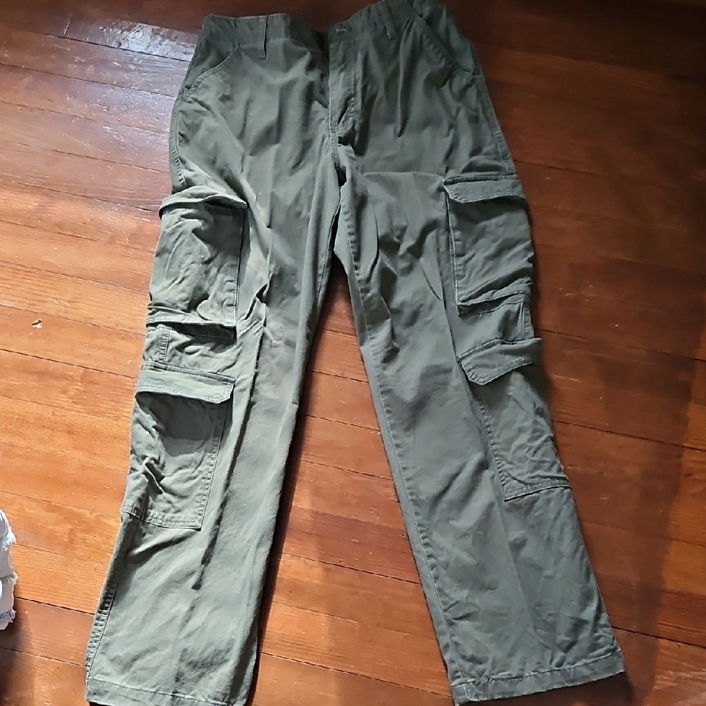 Women's Olive Cargo Pants